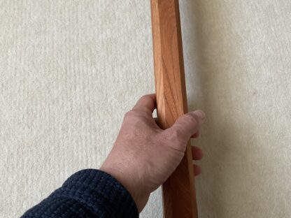 ケヤキの木　手摺り　無垢材　真鍮金具付き　ウヅクリ仕上げ 長さ60cm〜90cm - 画像 (11)