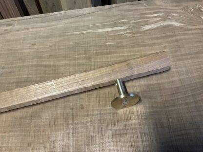 ケンポナシ　八角形　ちょうなはつり(名栗)仕上げの手摺り　長さ80cm - 画像 (3)